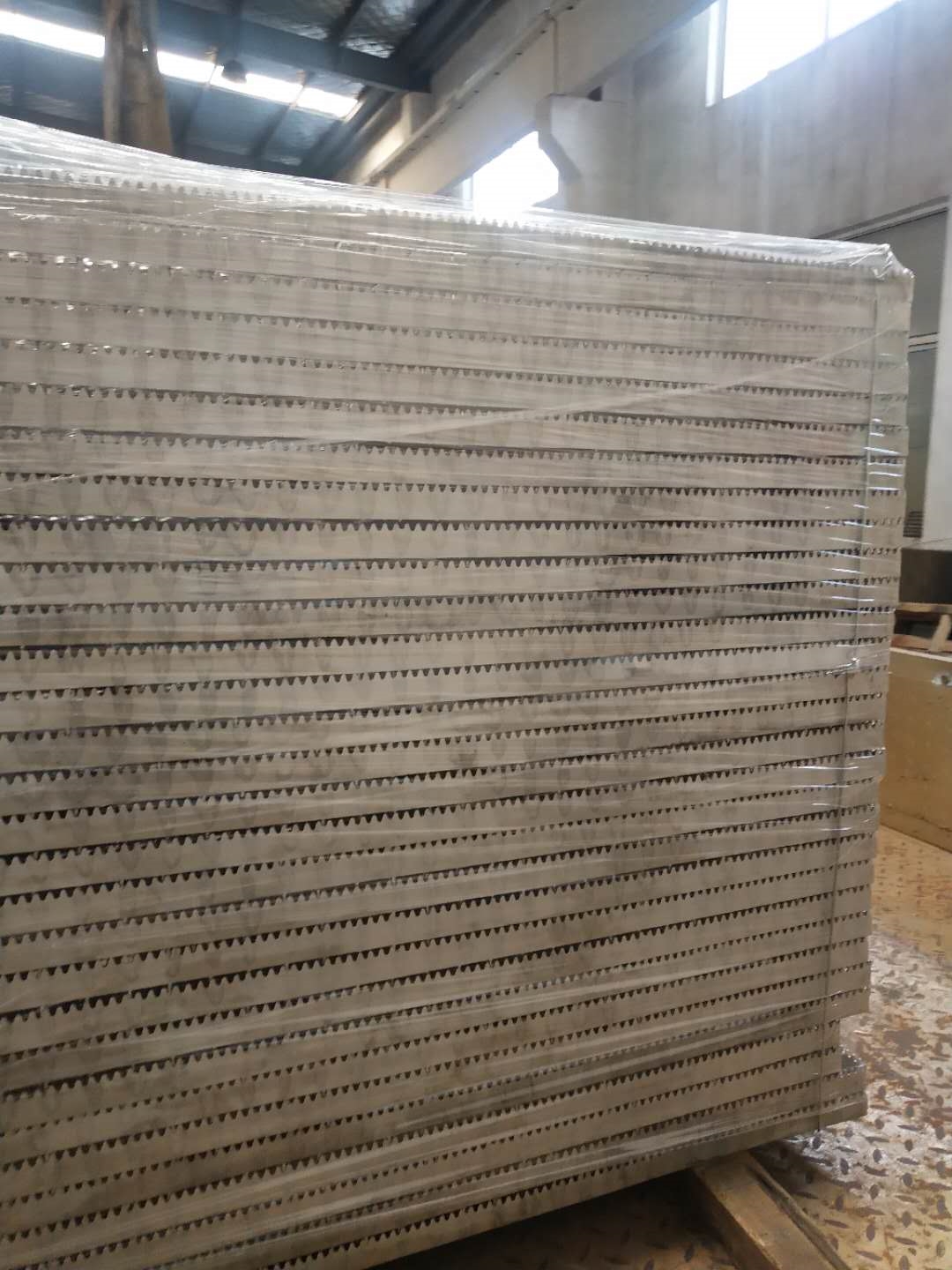 不銹鋼齒形鋼格板