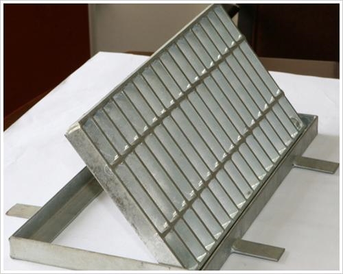 防盜水溝蓋板