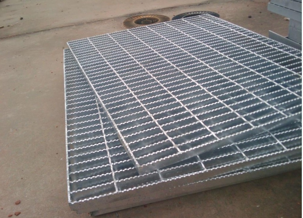 防滑齒形鋼格板